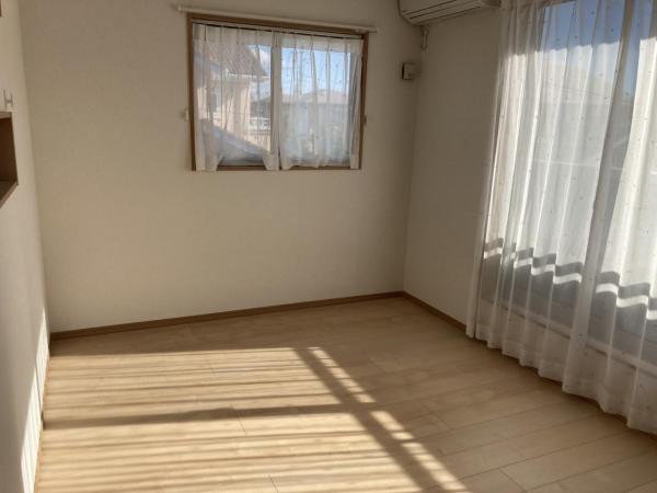 那須塩原市二区町　2階建て4LDK　2016築 洋室