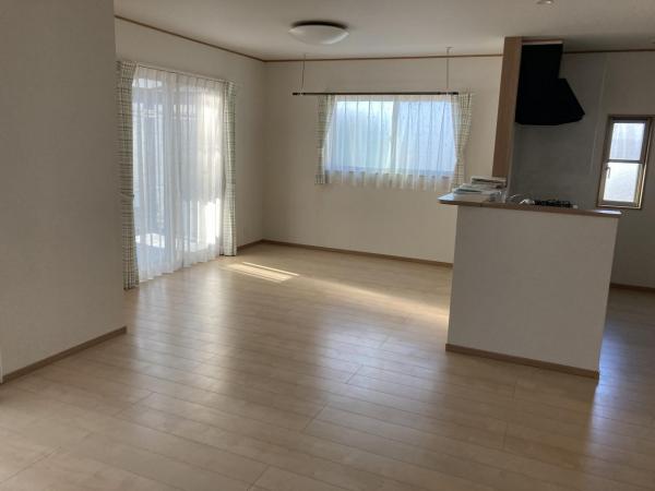 那須塩原市二区町　2階建て4LDK　2016築 リビングダイニング