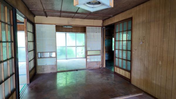 日光市小林　平屋7LK　土間　納屋あり リビング 