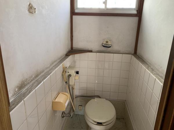 宇都宮市中岡本町　2階建て　3DK トイレ 