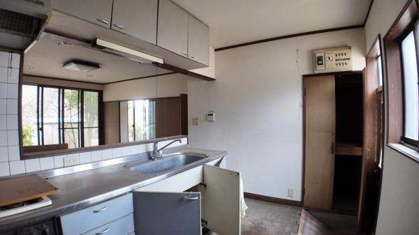 大田原市北大和久　2階建て7DK キッチン 