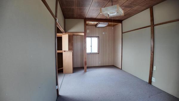 鹿沼市貝島町　2階建4K 洋室