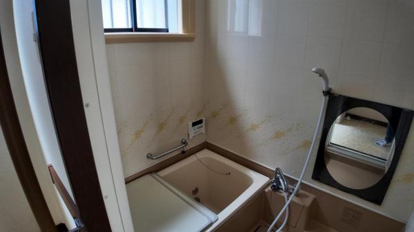 日光市七里　2階建て6K 浴室 