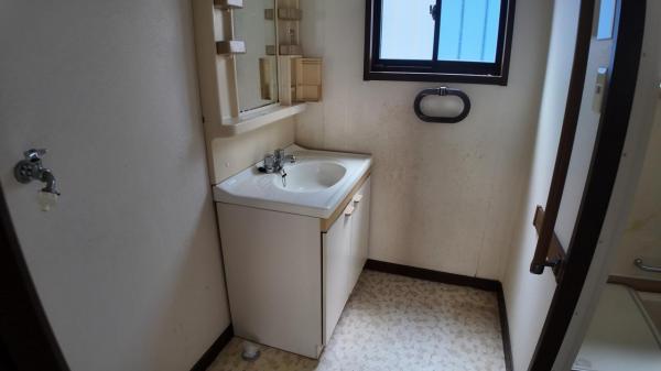 日光市七里　2階建て6K 洗面台・洗面所 