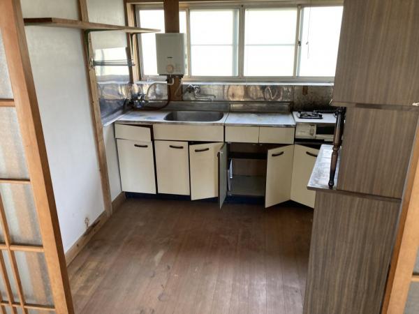 那須郡那珂川町三輪　2階建て6DK+離れ3K キッチン 