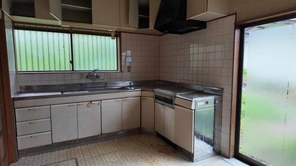 那須郡那珂川町三輪　2階建て6DK+離れ3K キッチン 