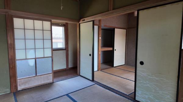 那須郡那珂川町馬頭　2階建6K+店舗 和室