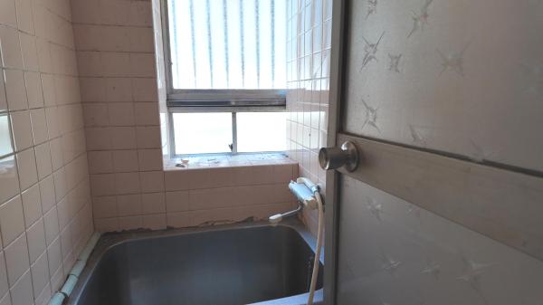 那須郡那珂川町馬頭　2階建6K+店舗 浴室 