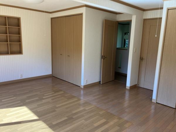 日光市嘉多蔵　2階建て8LDK+納戸　蔵付き 洋室