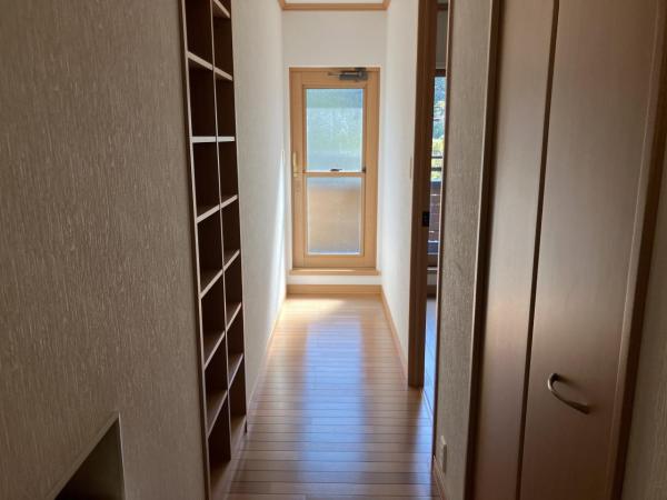 日光市嘉多蔵　2階建て8LDK+納戸　蔵付き その他内観 