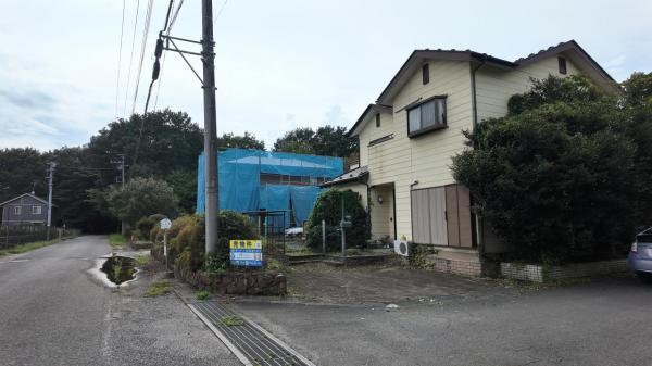 那須塩原市三区町　2階建て5LDK＋納戸 前面道路含む現地写真 