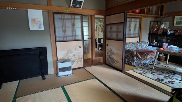 日光市土沢　2階建て5DK 和室