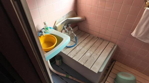 栃木市岩舟町静和　2階建て6K　静和駅まで徒歩約3分 浴室 