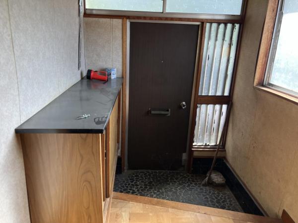 日光市岩崎　2階建て6K　文挾駅まで約600ｍ 玄関 