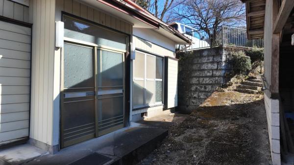 日光市岩崎　2階建て6K　文挾駅まで約600ｍ 玄関 