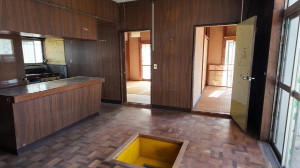 大田原市下石上　2階建て4LDK リビングダイニング