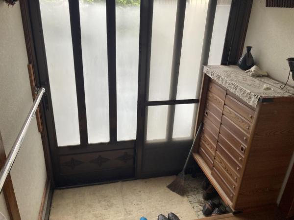 鹿沼市三幸町　2階建て4K　サンルーム付き 玄関 