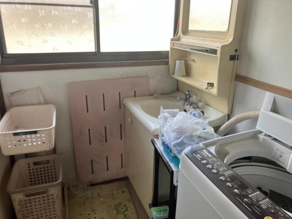 日光市猪倉　2階建て４DK 洗面台・洗面所 