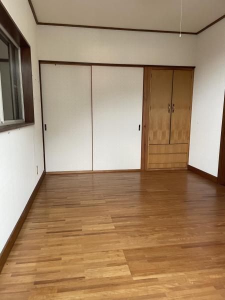 鹿沼市板荷　2階建て3LDK 洋室