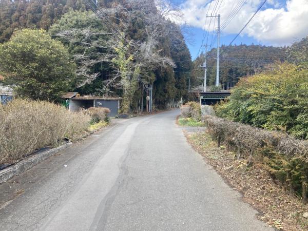 塩谷郡塩谷町船生　2階建て5DK　四季を感じる田園暮らし 前面道路含む現地写真 