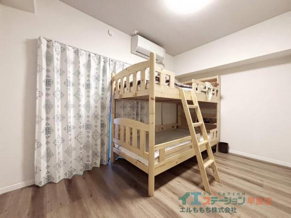 三井西新ハイツ 洋室