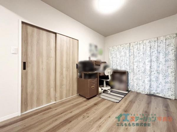 三井西新ハイツ 洋室