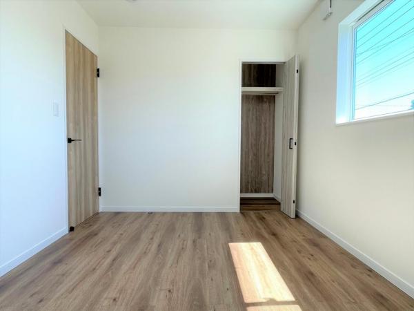 三条市三竹2丁目 洋室