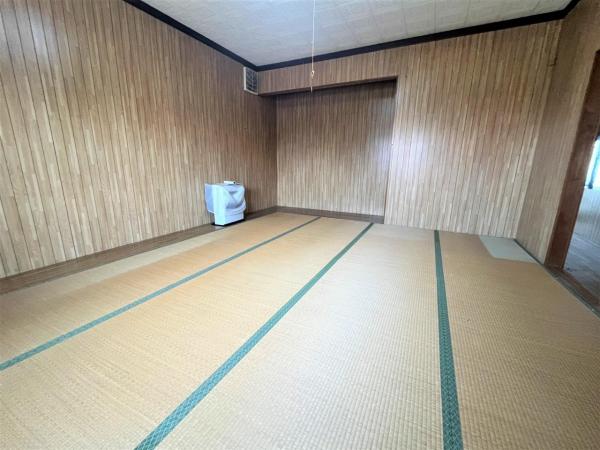 燕市吉田新田町 和室