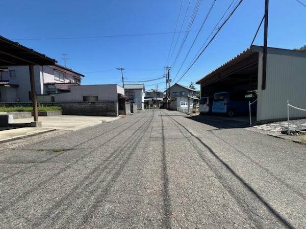 秋葉区程島 前面道路含む現地写真 