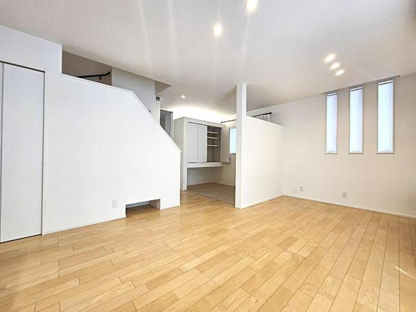 燕市富永 リビングダイニング