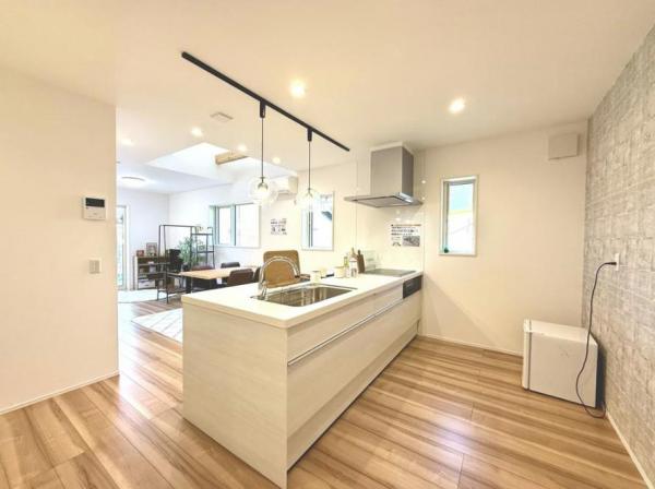 燕市杣木　建売住宅 キッチン 