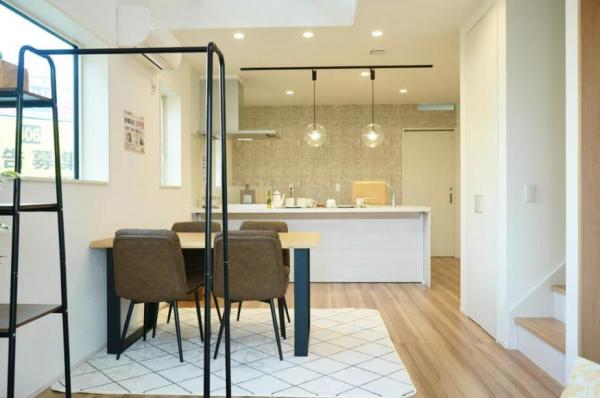 燕市杣木　建売住宅 リビング 