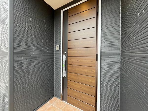 三条市林町 玄関 