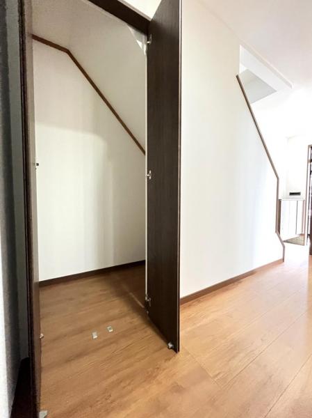 東区逢谷内3丁目 収納 