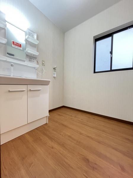 東区逢谷内3丁目 脱衣場