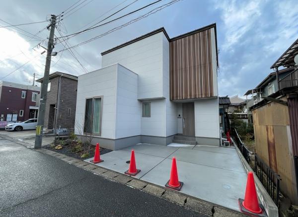東区中野山5丁目　建売住宅 駐車場 