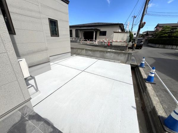 中央区長潟1丁目　建売住宅 駐車場 