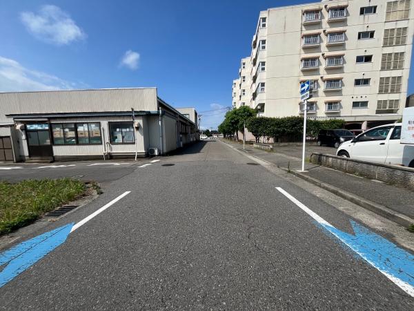 西区内野町【全5区画分譲地内】　建売住宅　区画3 前面道路含む現地写真 