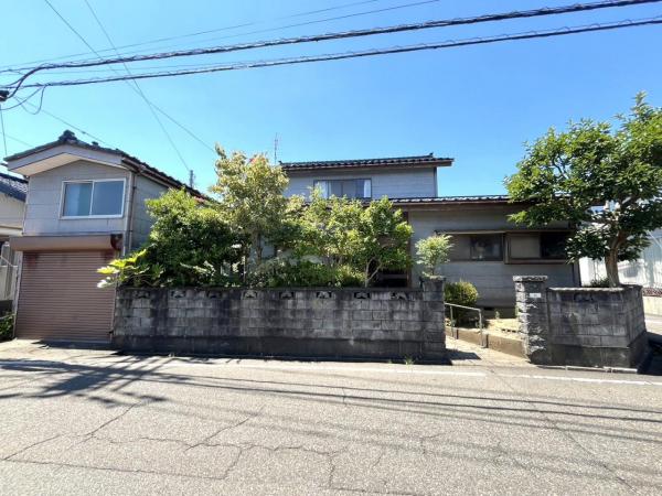 中古戸建 柏崎市米山台３丁目 JR信越本線柏崎駅 500万円