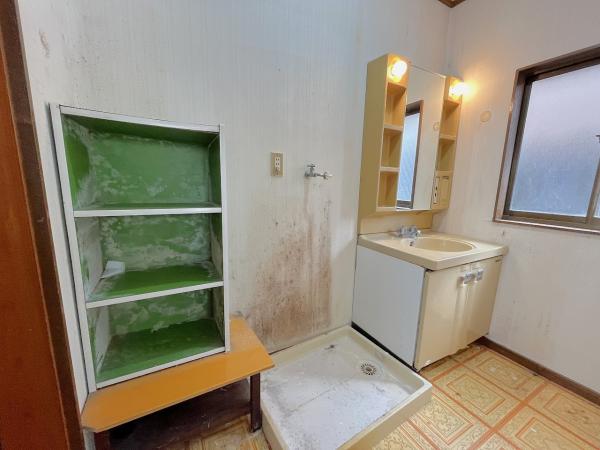 長岡市下々条町 洗面台・洗面所 