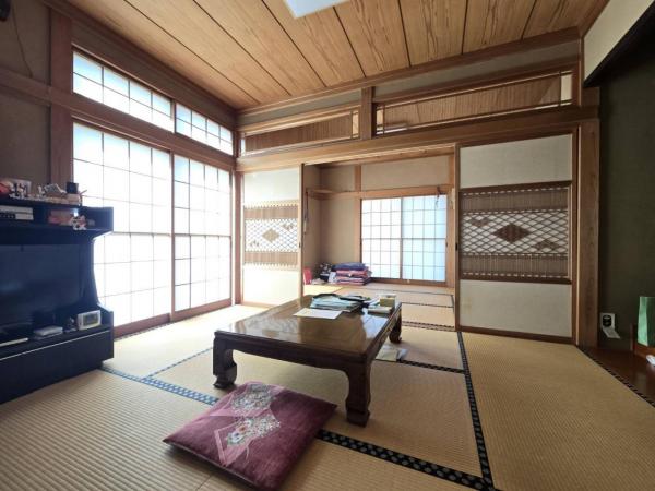 三条市西四日町3丁目 和室