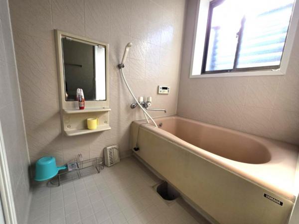 三条市西四日町3丁目 浴室 