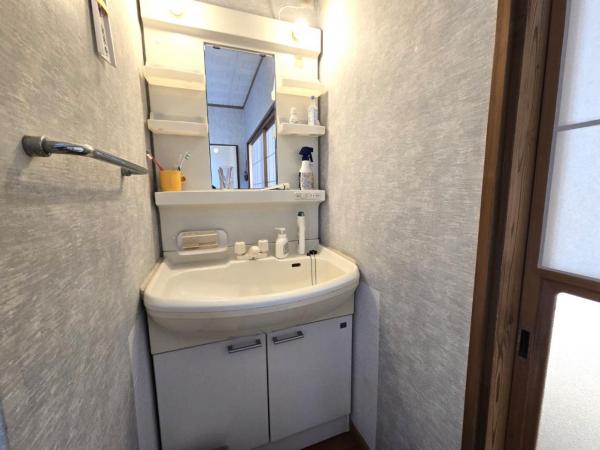 三条市西四日町3丁目 洗面台・洗面所 