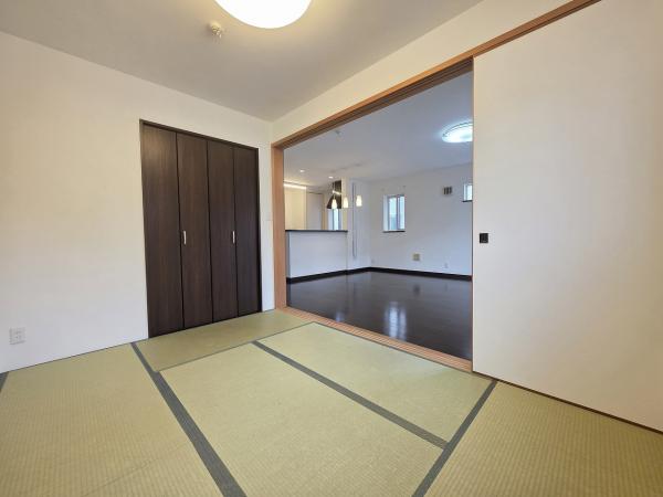 西区内野西が丘2丁目 リビング以外の居室 
