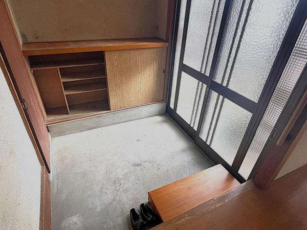 三条市西大崎3丁目 玄関 