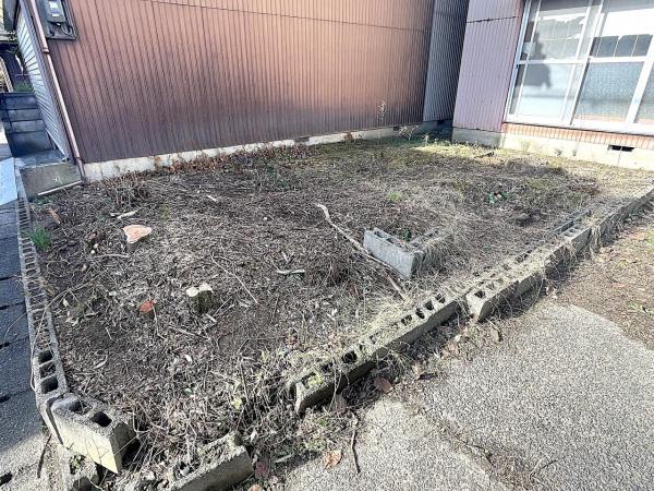 三条市西大崎3丁目 庭 