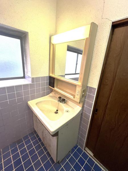 三条市西大崎1丁目 洗面台・洗面所 