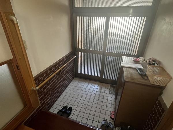 三条市西大崎1丁目 玄関 