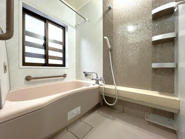 長岡市中沢3丁目 洋室