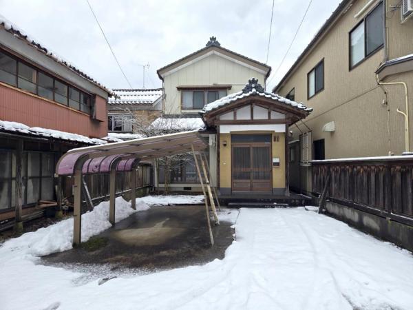 中古戸建 加茂市五番町 JR信越本線加茂駅 680万円